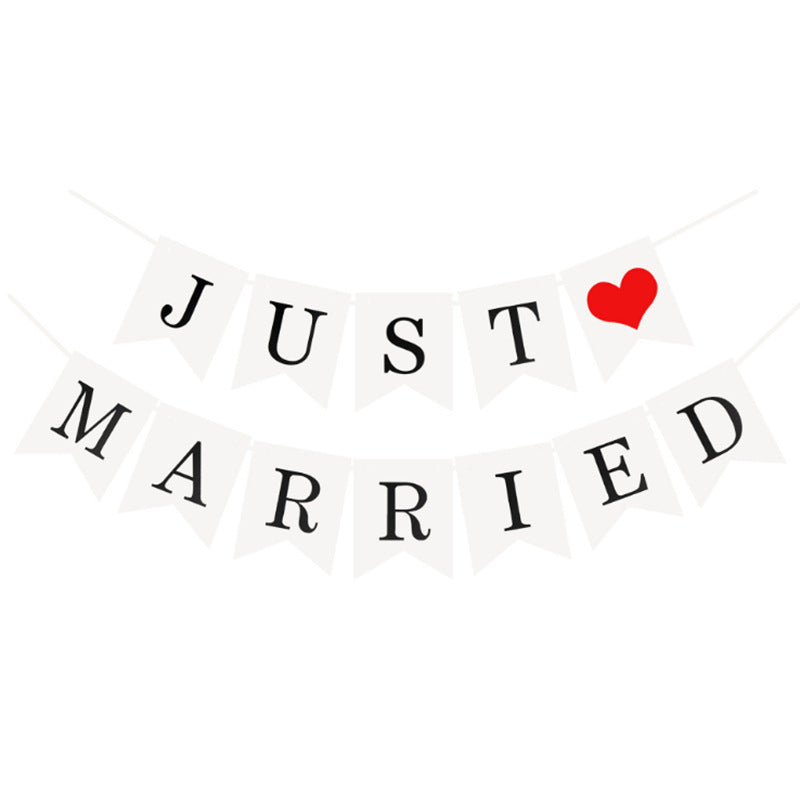 JUST MARRIED Retro Garland