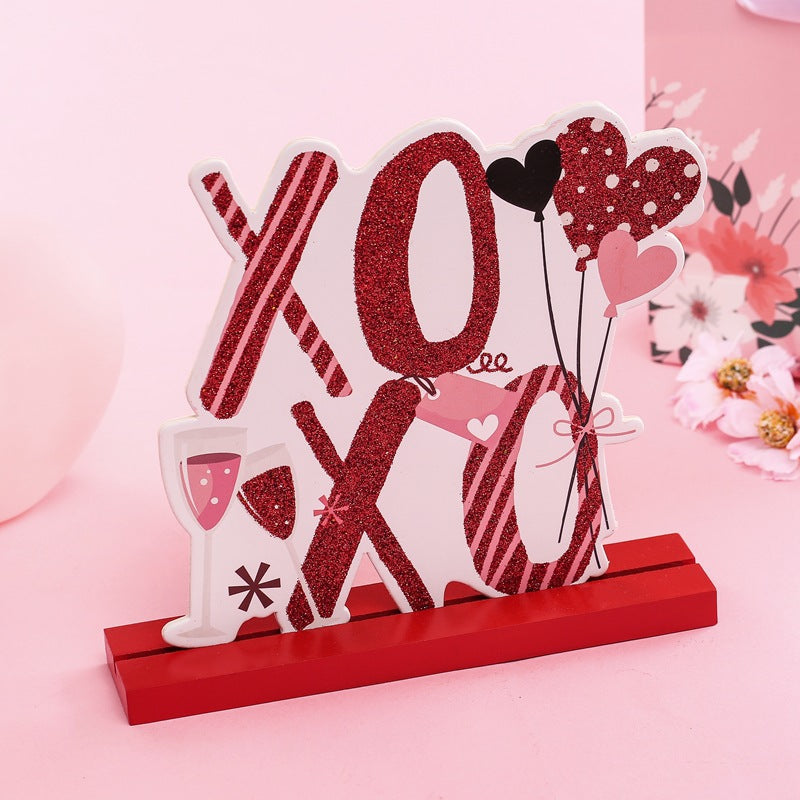 Valentine's Day Love Valentine's Day desktop wooden crafts DIY cute ornaments